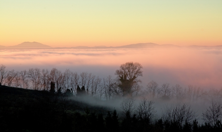 Tramonto con nebbia di Mullahomark86