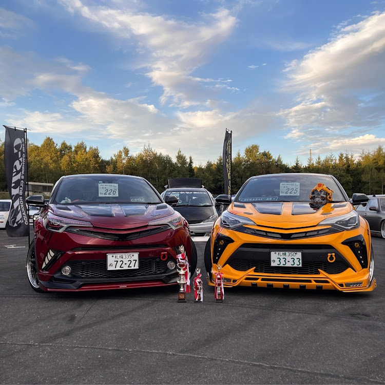 C-HRのマジックスクエア杯・トロフィー獲得・師匠と弟子・札幌・センシュアルレッドマイカに関するカスタム事例の投稿画像1枚目