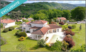 maison à Puy-l'Evêque (46)