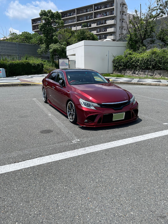 マークXの漆黒の黒紅😁さんが投稿したカスタム事例の投稿画像3枚目