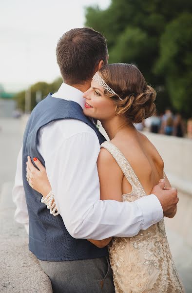 Fotógrafo de casamento Elena Andrasyuk (lenora). Foto de 24 de janeiro 2016