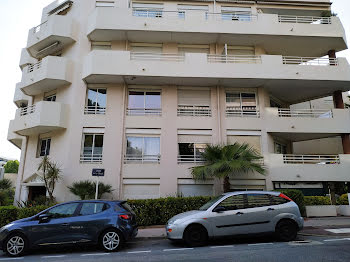 appartement à Juan les pins (06)