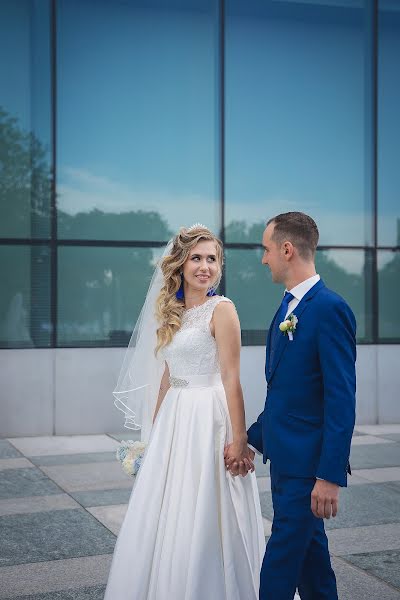Fotógrafo de casamento Yuliya Mazhora (julijamazora). Foto de 12 de setembro 2019