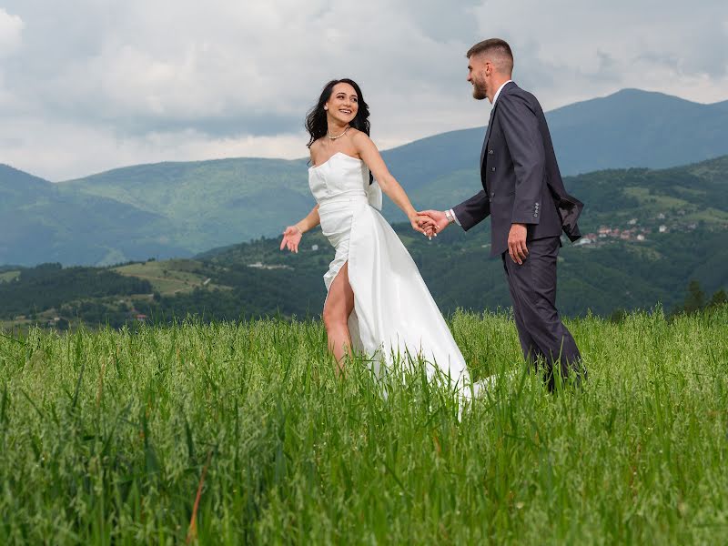 Fotografer pernikahan Georgi Manolev (manolev). Foto tanggal 6 April