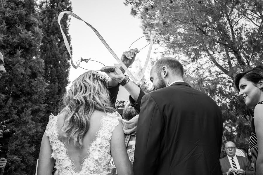 Wedding photographer Marios Kourouniotis (marioskourounio). Photo of 18 January 2018