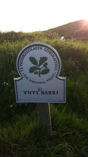 Ynys Barri Abereiddi