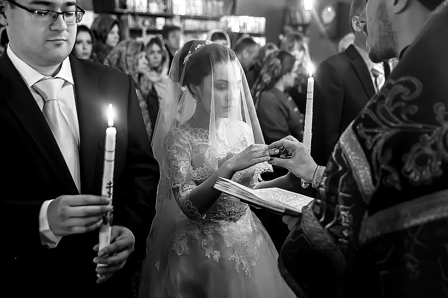 Fotógrafo de bodas Mikhail Sadik (mishasadik1983). Foto del 1 de junio 2017