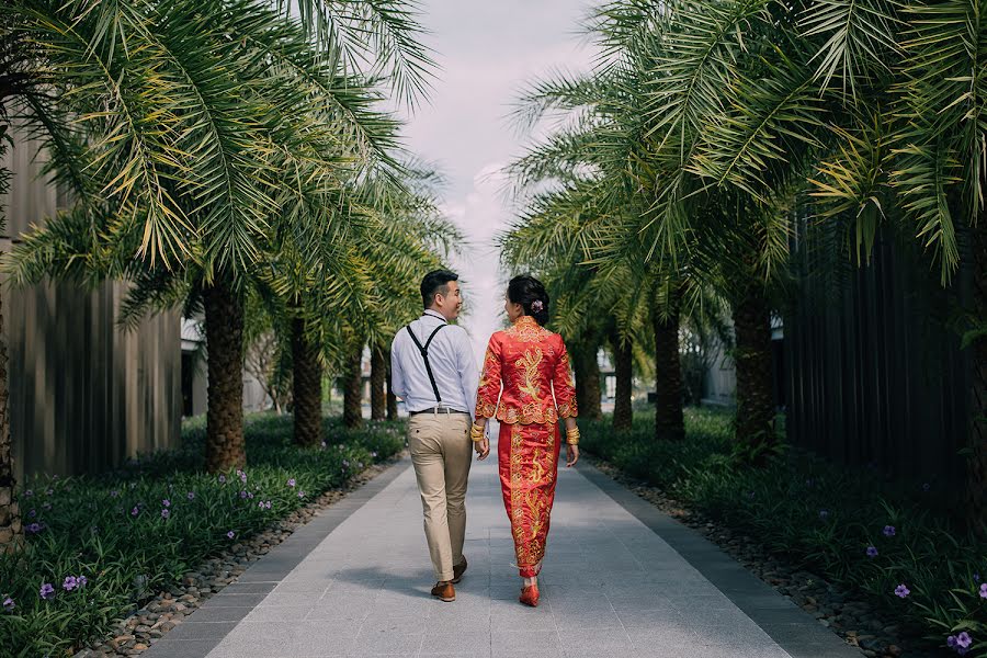 Fotógrafo de casamento Tawut Pikampon (phuketcinema). Foto de 31 de julho 2018