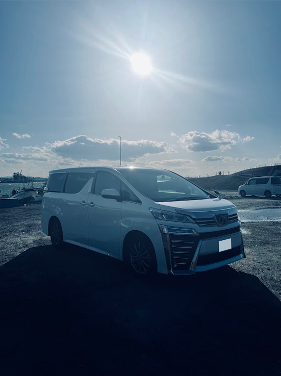 ヴェルファイアのVELLFIRE30系・ヴェルファイア好きと繋がりたい・ヴェルファイアのある生活・ヴェルファイア30後期・蕪島神社⛩️に関するカスタム事例の投稿画像1枚目