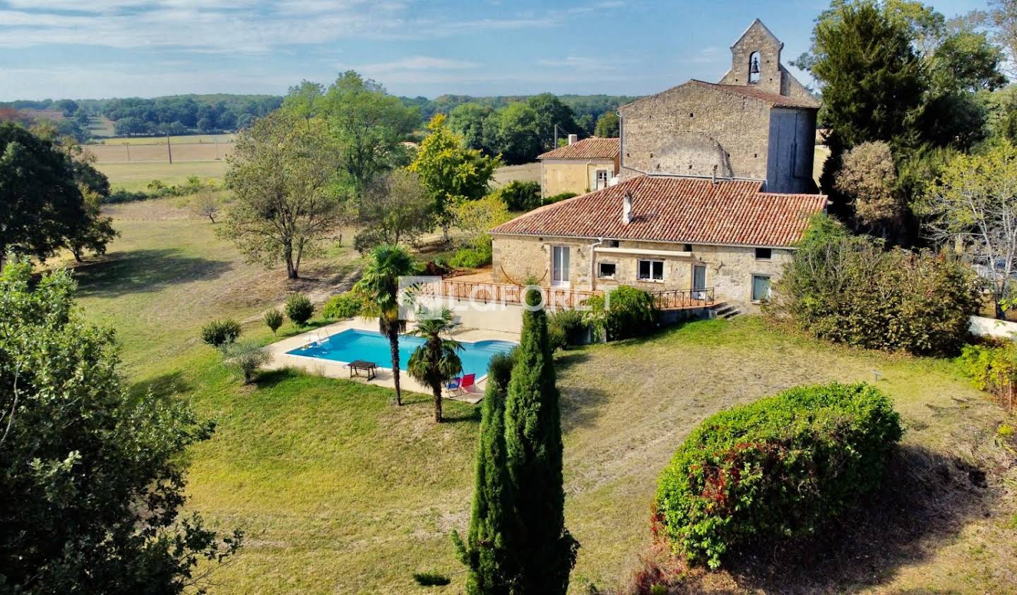 Propriété avec piscine Moncrabeau