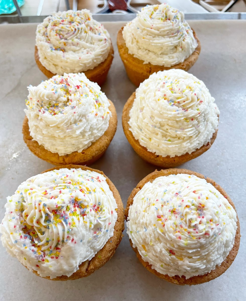 Vanilla Cupcakes