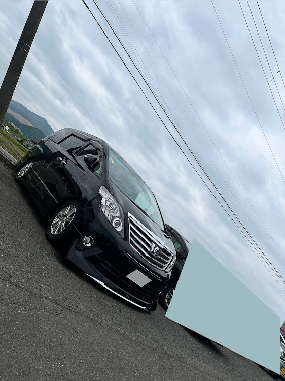 アルファードのタイヤ欲しい・20アルファード後期・車高調整に関するカスタム事例の投稿画像1枚目