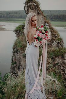 Fotógrafo de casamento Alina Petrova (alyapetrova). Foto de 16 de agosto 2018
