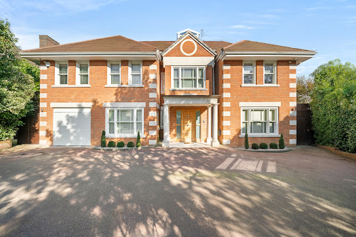 Maison contemporaine avec jardin 2