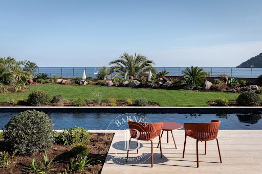 Villa avec piscine 2