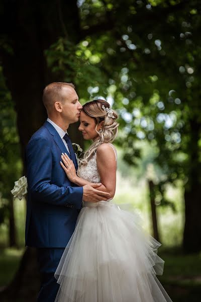 Fotografo di matrimoni Bálint Kovács (bkphotography). Foto del 31 ottobre 2019