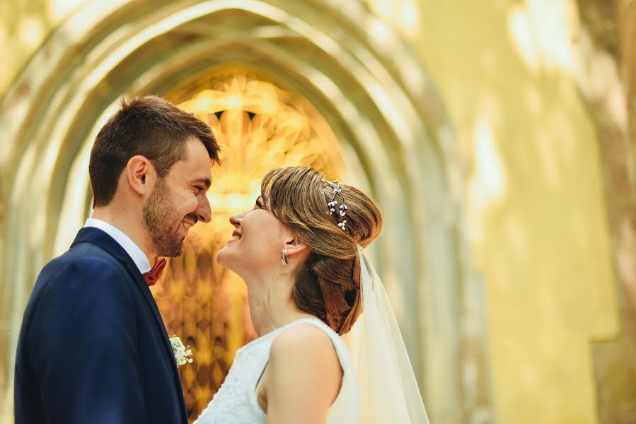 Fotógrafo de bodas Yarina Pozhega (yarapozhega). Foto del 9 de julio 2017