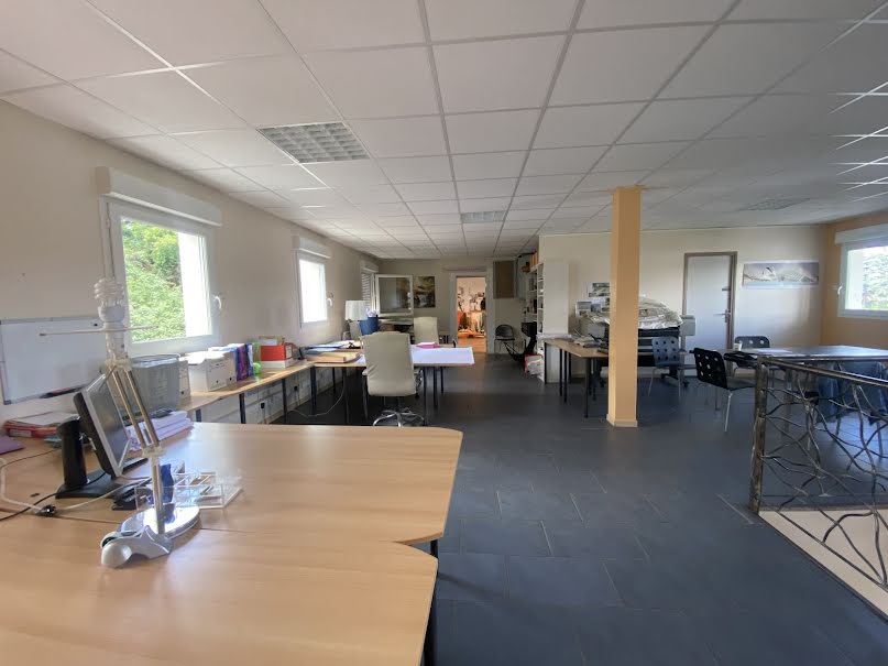 Vente locaux professionnels  382 m² à Saint-Just-Saint-Rambert (42170), 400 000 €