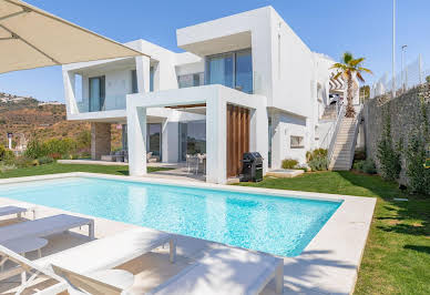 Villa with pool and terrace 15