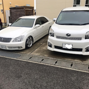 クラウンロイヤル 180系