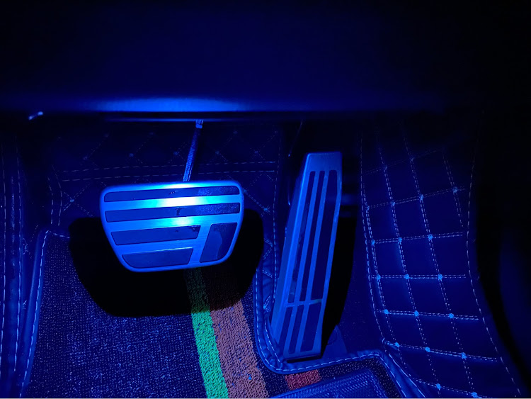 RAV4のRAV4・レクサス・RCF・ペダルに関するカスタム事例の投稿画像1枚目