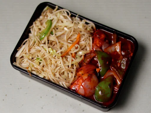 Noodles & Paneer Chilli Combo(Serves- 1)