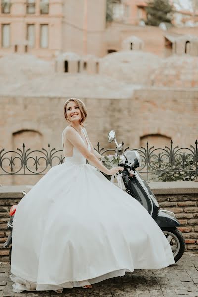婚禮攝影師Bachana Merabishvili（bachana）。2019 10月21日的照片