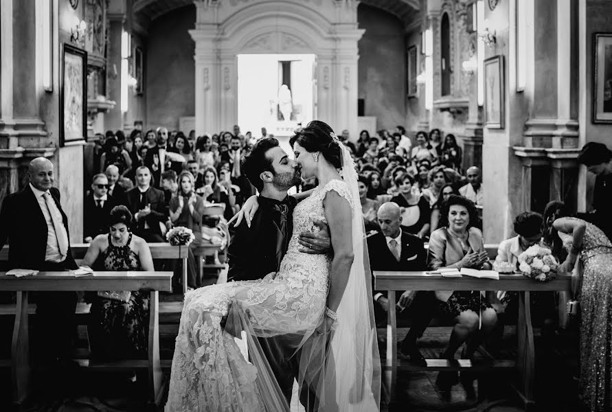 Wedding photographer Giuseppe Maria Gargano (gargano). Photo of 10 November 2019