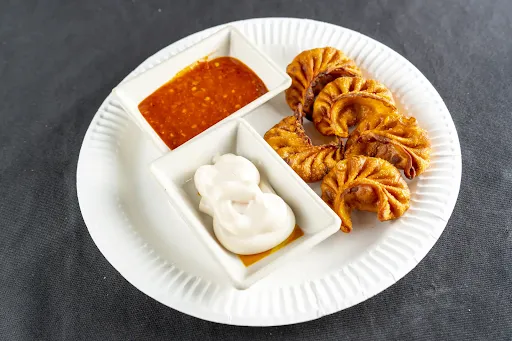 Veg Paneer Fried Momos