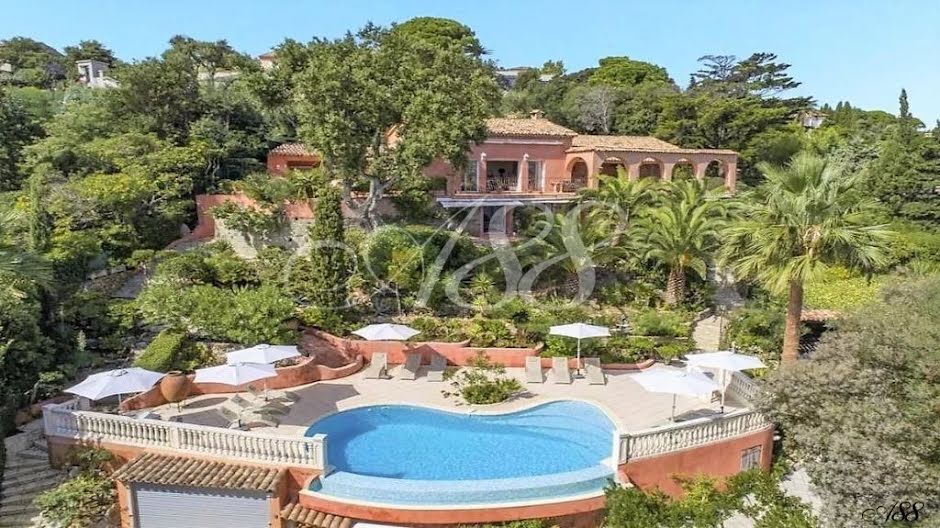 Vente villa 10 pièces 300 m² à Sainte-Maxime (83120), 4 800 000 €