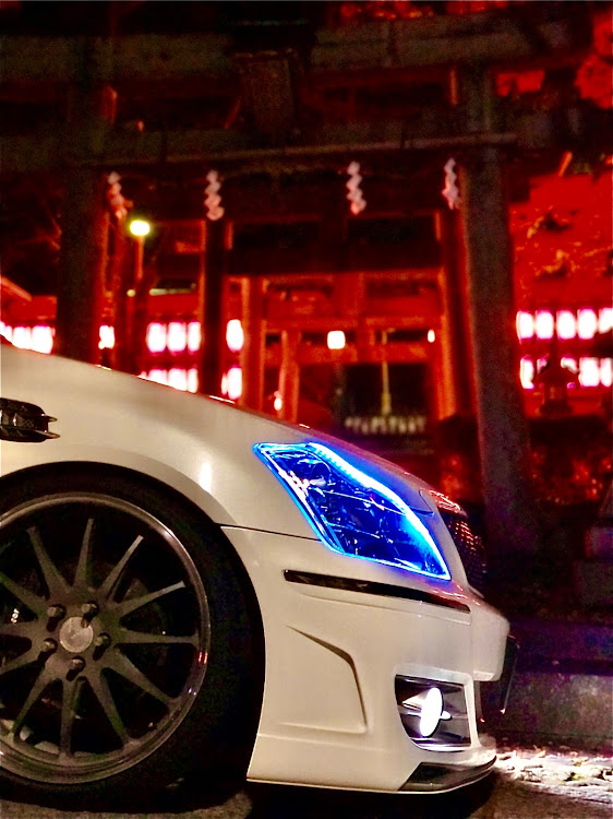 クラウンロイヤルのクラウン・ドライブ・カメ活・紅葉と愛車に関するカスタム事例の投稿画像2枚目