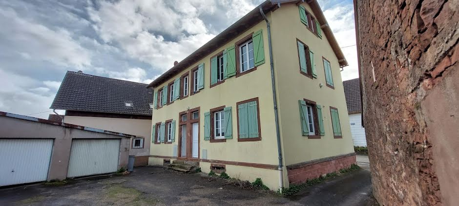 Vente maison  184 m² à Haegen (67700), 228 000 €