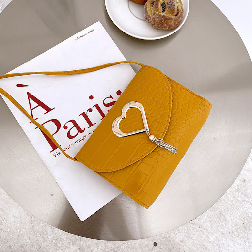 Title 1, Heart-shaped Fringed Pattern Small Square Bag, ...