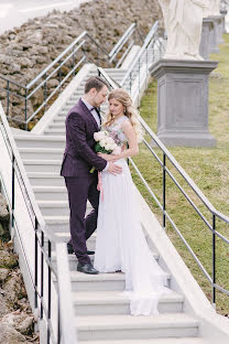 Fotografo di matrimoni Olesya Ukolova (olesyaphotos). Foto del 12 luglio 2017