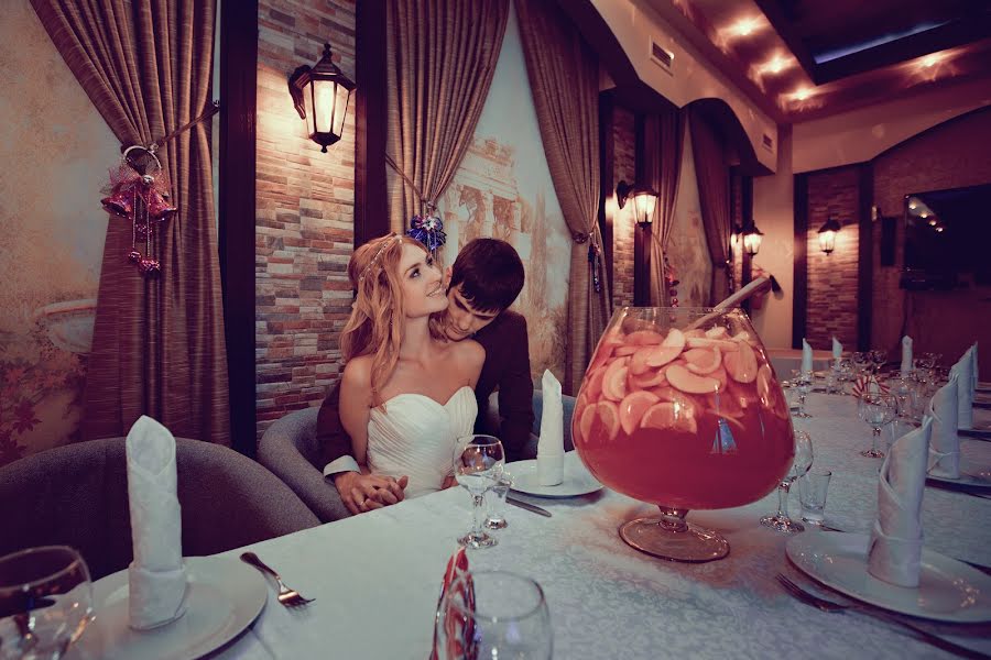 Wedding photographer Ekaterina Baturina (photoshishavl). Photo of 4 February 2014