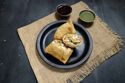 Cheesy Pizza Samosa