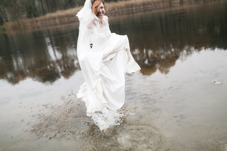 Svadobný fotograf Andrii Zhydkov (andriizhydkov). Fotografia publikovaná 13. februára 2018