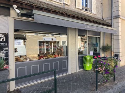 Vente locaux professionnels  85 m² à Milly-la-Forêt (91490), 99 000 €