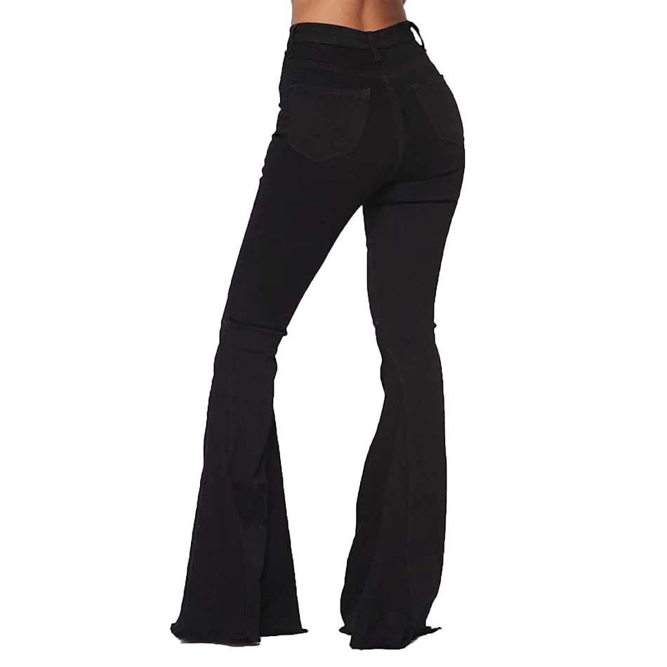 Pantalones acampanados de mezclilla con botones de cintura alta. Eleva tu estilo con estos jeans cómodos y favorecedores para cualquier ocasión.