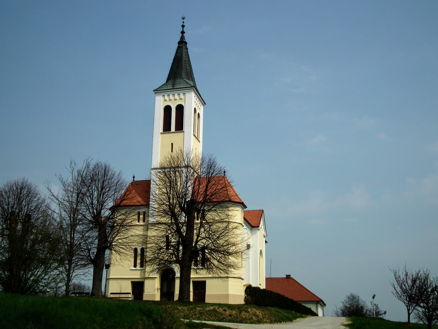 Domanjševci (Domonkosfa) -  evangeličanska cerkev (evangélikus templom)