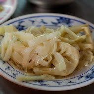 山河魯肉飯