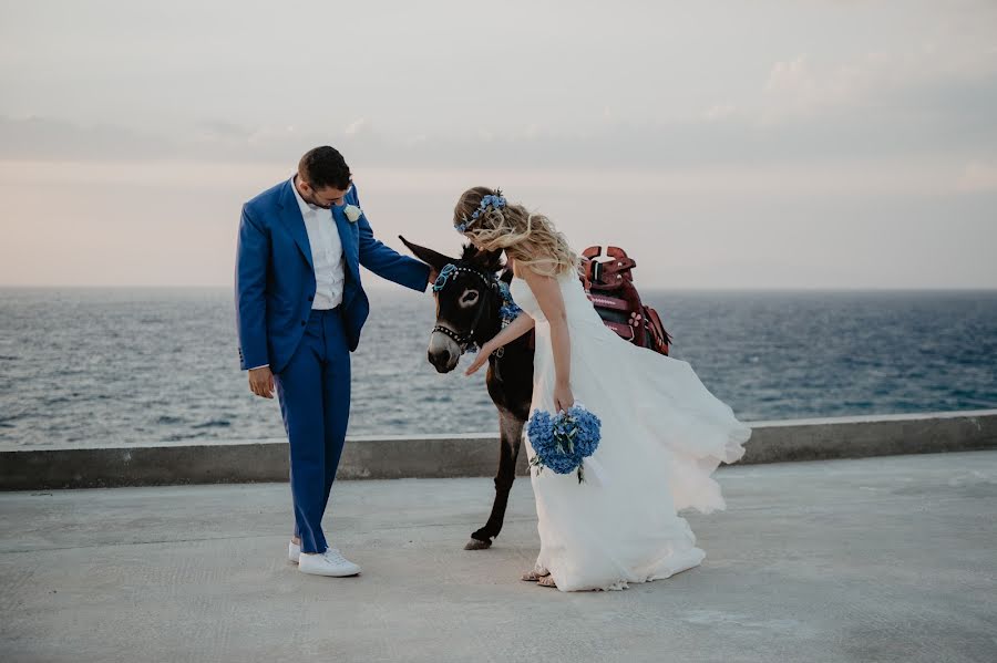 Wedding photographer Emanuele Guadagno (inbiancoenero). Photo of 15 May 2019