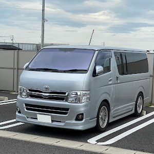 ハイエースバン