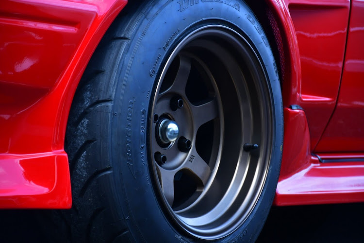 カローラレビンのみんなでつくろうホイール図鑑・AE86・ハチロクに関するカスタム事例の投稿画像3枚目