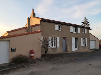 maison à Saint-Laurent-sur-Sèvre (85)