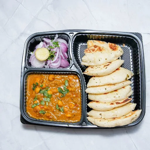 Amritsari Chole Kulcha Meal