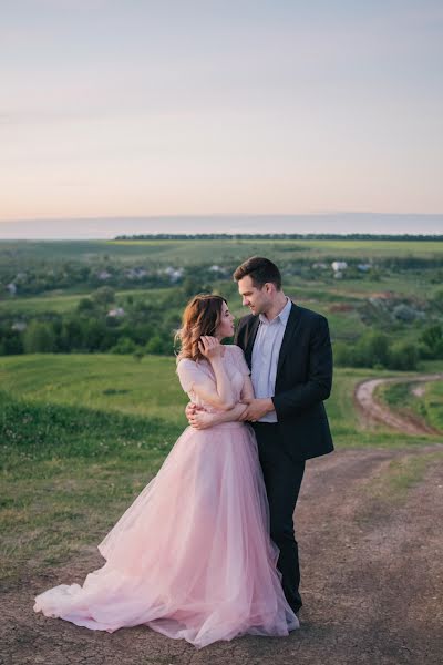 Wedding photographer Yuliya Popova (julia0407). Photo of 20 June 2017