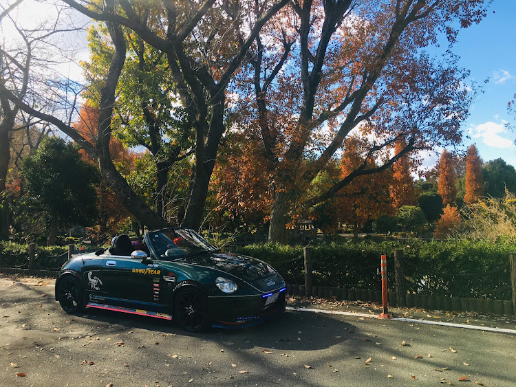 コペンの冬の空と愛車・人は人！自分が納得出来る生き方をしましょう最高だね！・貧乏をしても心❤️の貧乏人にはなりたく無いですね！・心豊かに❤️過ごしましょう！・幸せは自分自身で見出す物で他人から与えられる物では有りません！最高だね！に関するカスタム事例の投稿画像46枚目