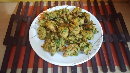 Palak Pakoda [150 Grams]