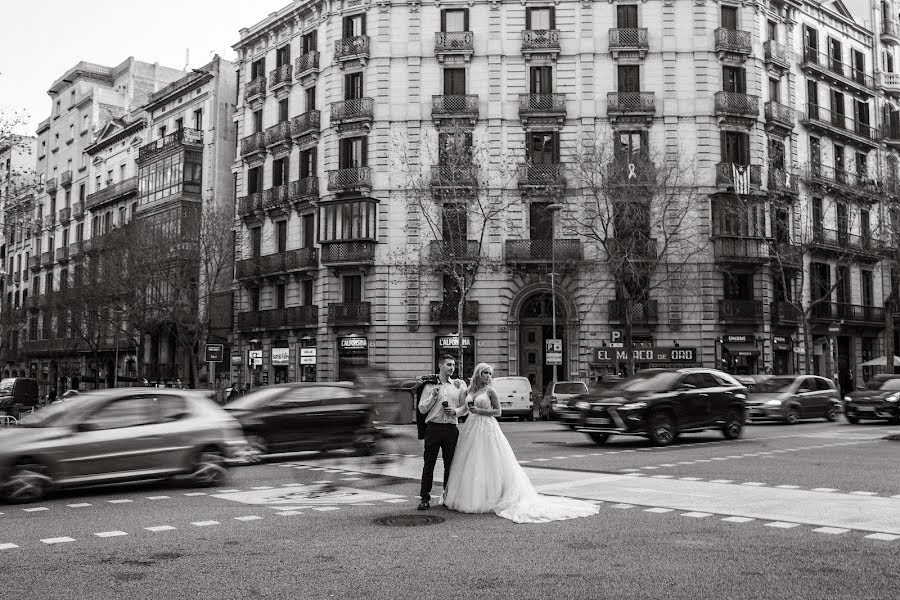 Wedding photographer Oliwia Pulkowska (magicznesluby). Photo of 17 February 2022